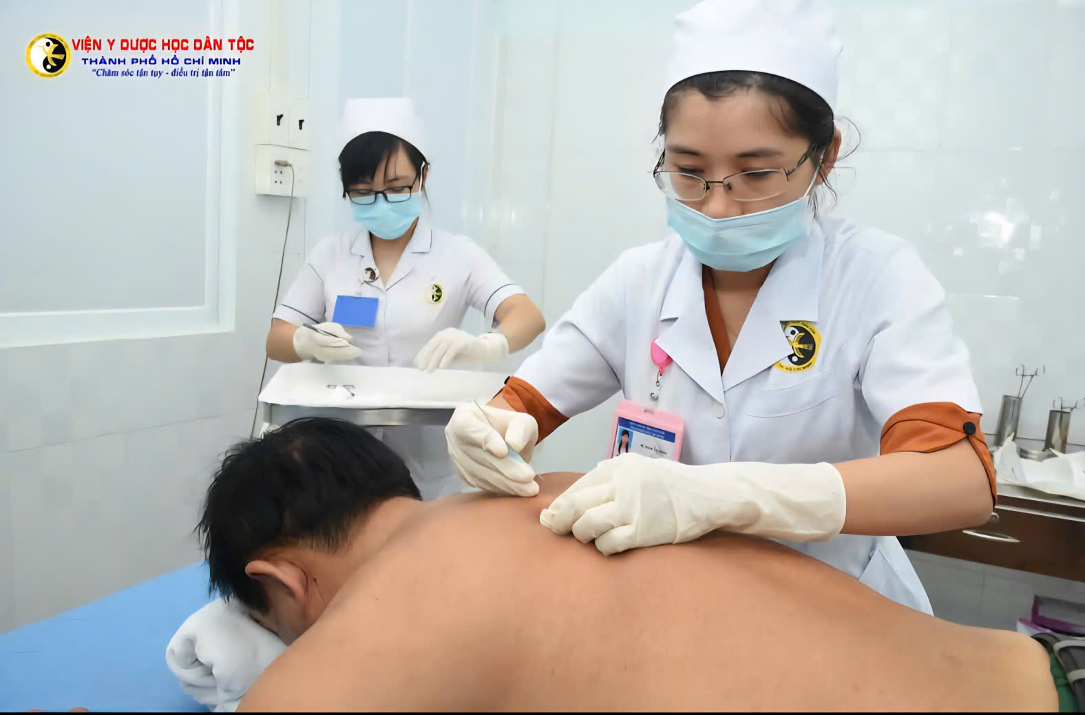 Viện Y dược học dân tộc TP.HCM phát triển ra sao trong 50 năm qua?- Ảnh 1.