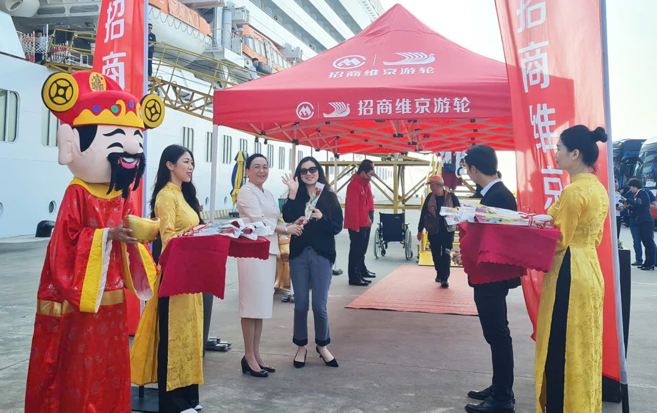 Việt Nam - Trung Quốc bắt tay đẩy mạnh thanh toán QR xuyên biên giới 1 Việt Nam - Trung Quốc bắt tay đẩy mạnh thanh toán QR xuyên biên giới - Ảnh 1.