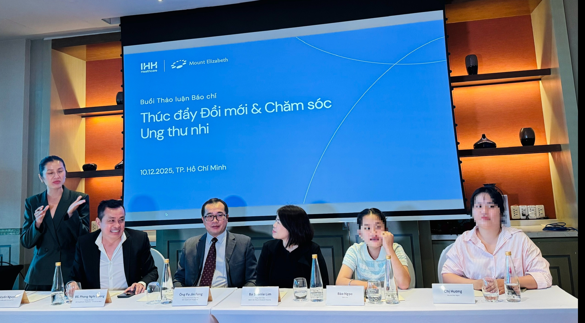 Việt Nam chưa có máy xạ trị proton, nhiều bệnh nhân phải sang Singapore điều trị 1 xạ trị - Ảnh 1.