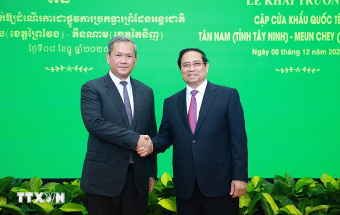 Thủ tướng Phạm Minh Chính và Thủ tướng Campuchia Hun Manet hội đàm hôm 8/12. Ảnh: TTXVN