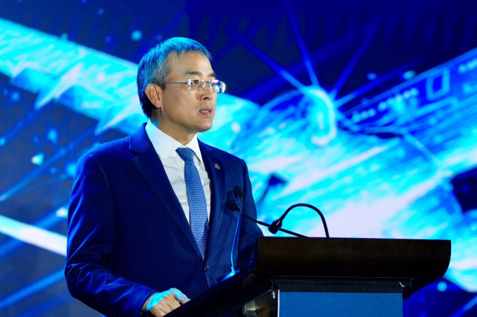 Chủ tịch HĐQT Đặng Ngọc Hòa phát biểu tại sự kiện ngày 4/12. Ảnh: Vietnam Airlines