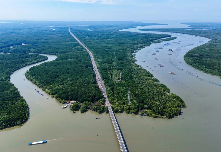 Vinspeed đề xuất động thổ dự án đường sắt tốc độ cao Bến Thành - Cần Giờ ngày 19-12 1 Cần Giờ - Ảnh 1.