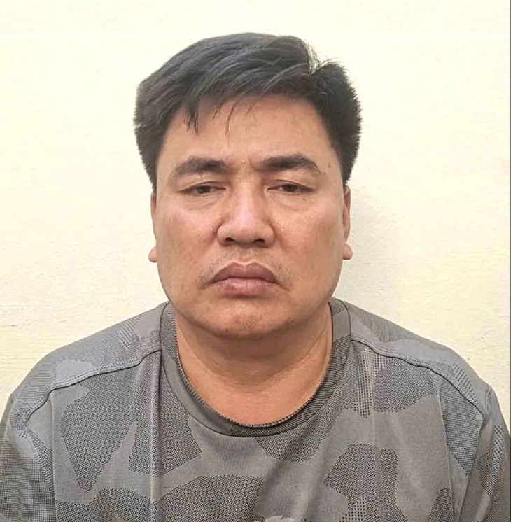 Từ vụ đẩy Đại úy CSGT vào đầu xe tải: Giải pháp nào ngăn vi phạm? - Ảnh 2. CSGT - Ảnh 2.