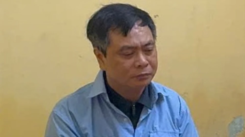 Bị can Phạm Văn Long, Hiệu trưởng Trường Cao đẳng Du lịch Hà Nội. du-lich-ha-noi-4996-5530.jpg.jpg