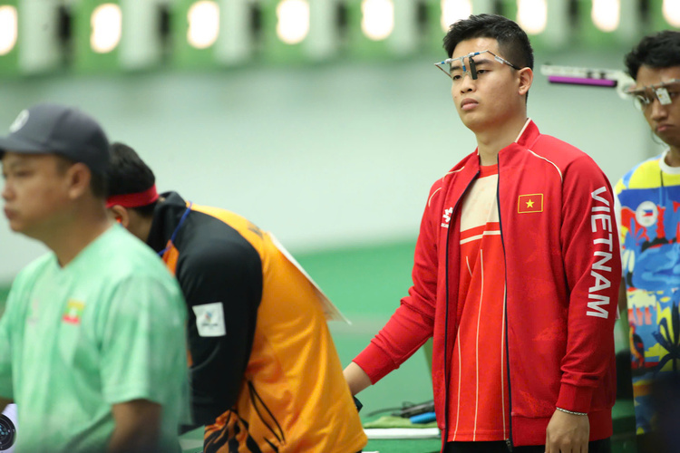 Xạ thủ Phạm Quang Huy thua sốc ở SEA Games 33 1 Xa thu Pham Quang Huy thua soc o SEA Games