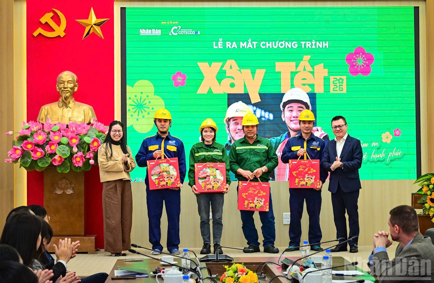 Xay Tet 2026 Tri an nguoi lao dong