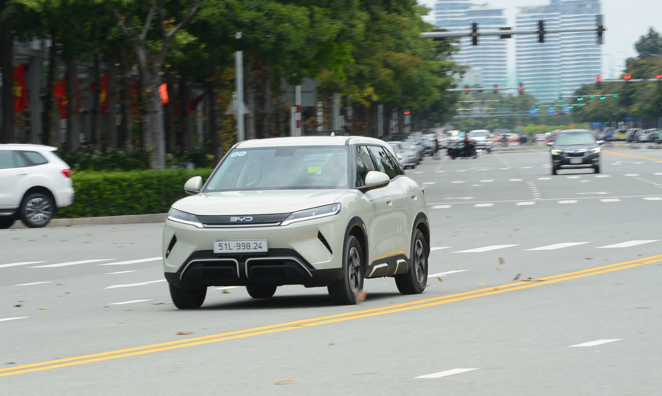 Xe điện, hybrid chiếm gần 40% ô tô du lịch tiêu thụ tại Việt Nam 3 Xe điện, hybrid chiếm gần 40% ô tô du lịch tiêu thụ tại Việt Nam - Ảnh 3.