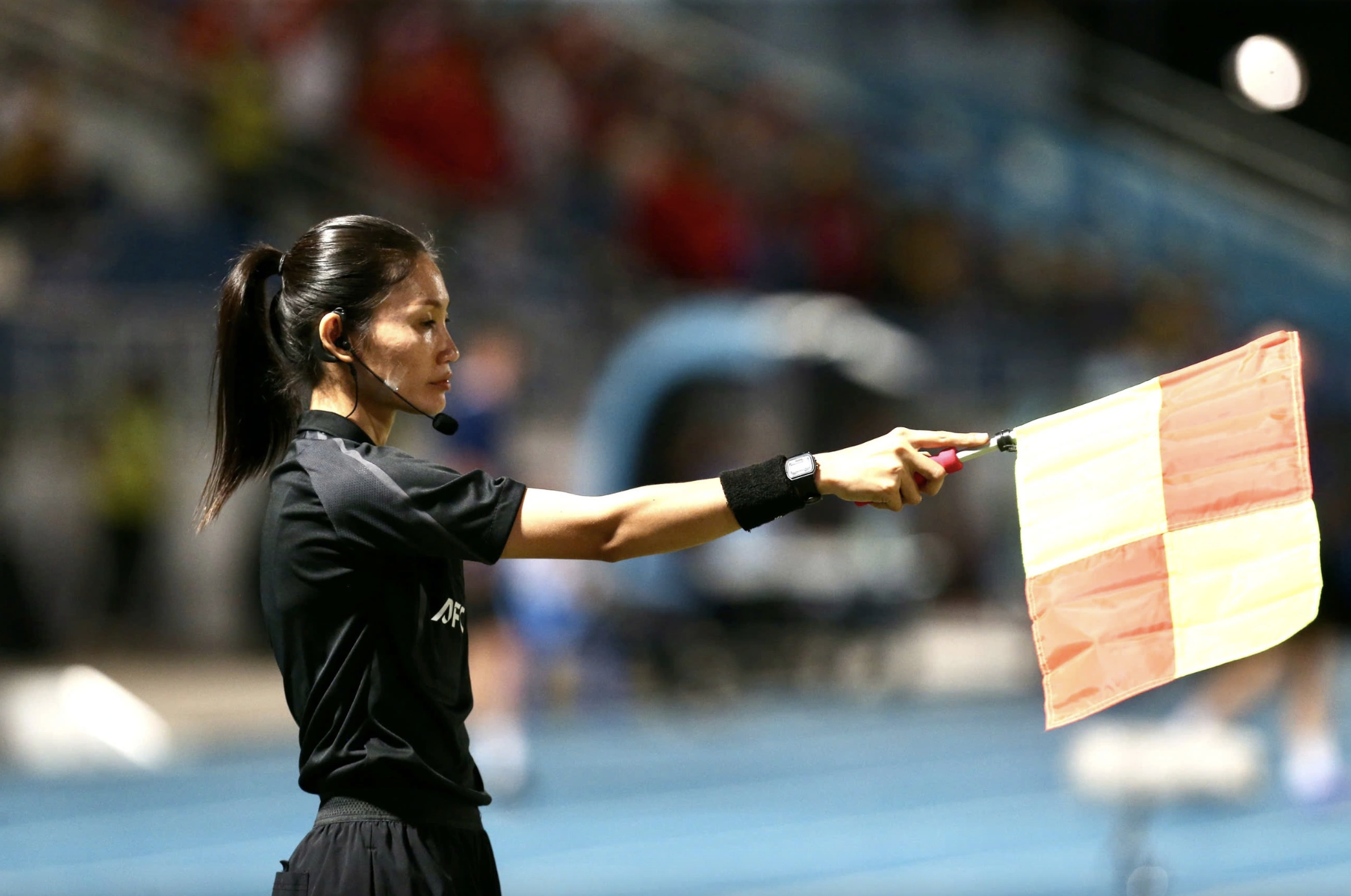 Xin đừng để VĐV phải phát khóc vì trọng tài- Ảnh 1. Xin đừng để VĐV phải phát khóc vì trọng tài- Ảnh 1.