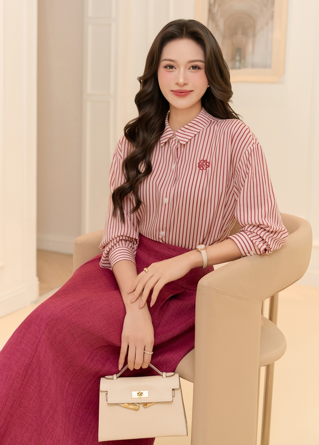 Xóa tan sự nhàm chán nơi công sở với 5 kiểu áo siêu đẹp này - Ảnh 1.