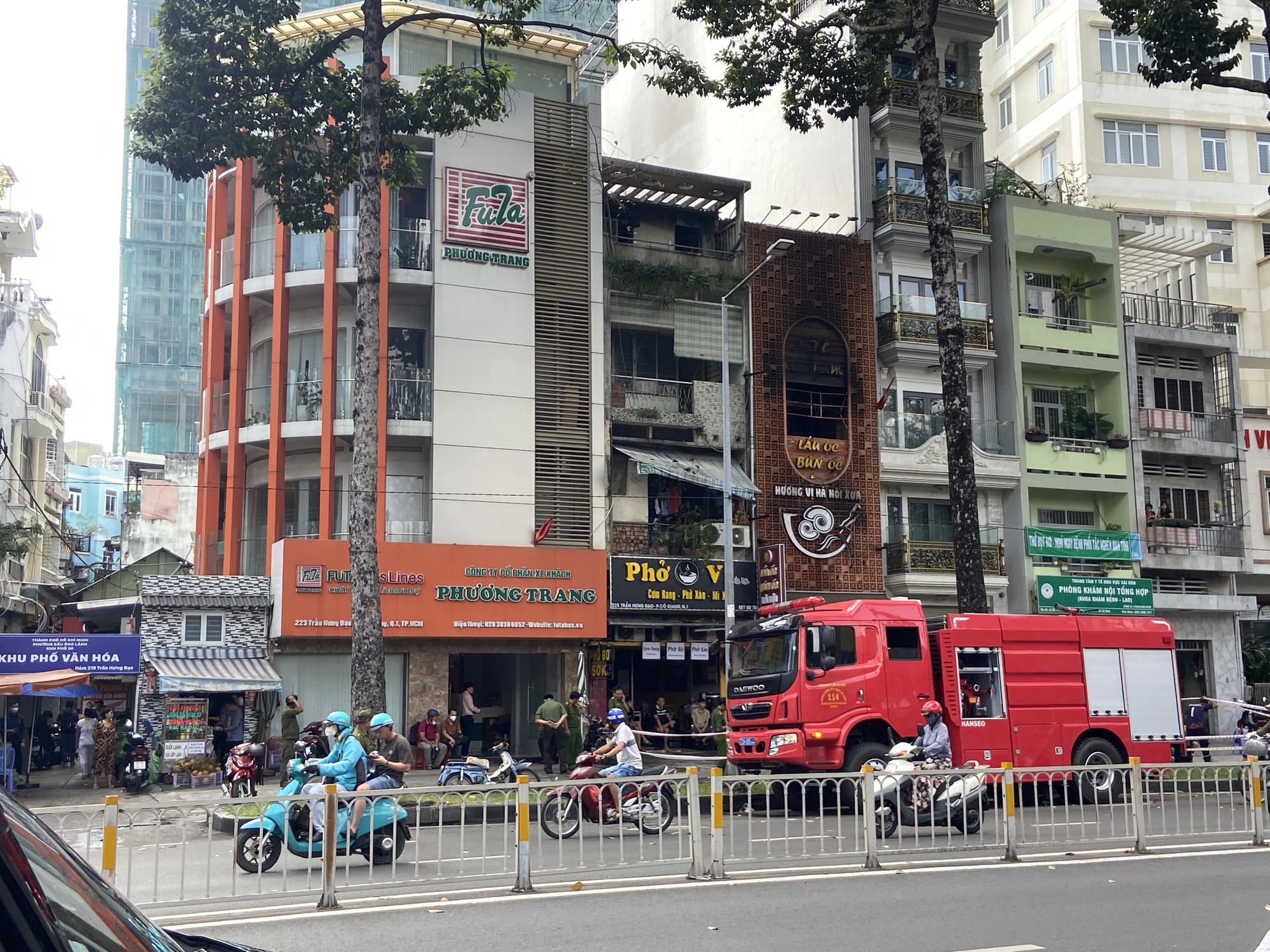 Xót xa 3 mẹ con tử vong trong vụ cháy quán ăn ở TP.HCM, bé nhỏ nhất mới 2 tuổi- Ảnh 1.