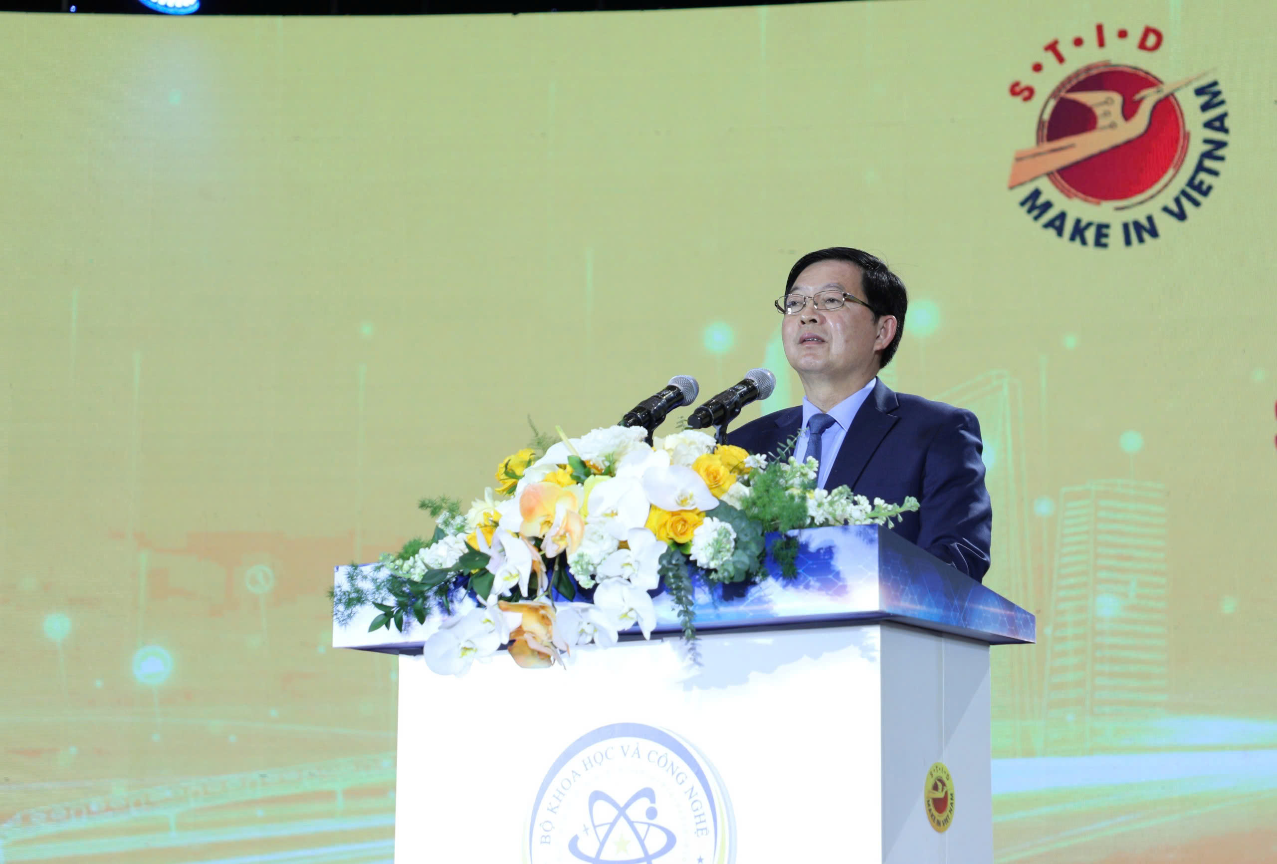 Xuất khẩu sản phẩm công nghệ số năm 2025 đạt khoảng 172 tỉ USD 1 Xuất khẩu sản phẩm công nghệ số năm 2025 đạt khoảng 172 tỉ USD - Ảnh 1.