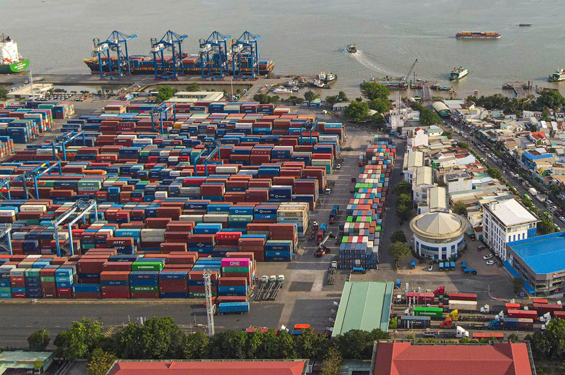 Xuất nhập khẩu cán mốc 900 tỉ USD - Ảnh 1. Xuất nhập khẩu cán mốc 900 tỉ USD - Ảnh 1.