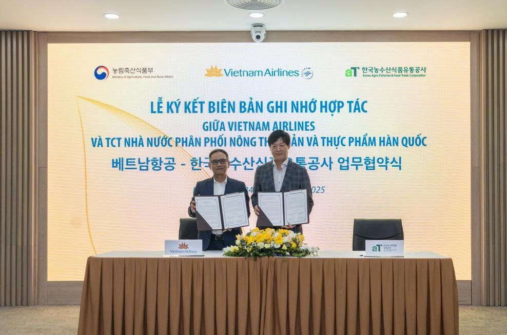 aT Center – Vietnam Airlines hợp tác quảng bá nho Hàn Quốc trên các chuyến bay quốc tế- Ảnh 1. aT Center – Vietnam Airlines hợp tác quảng bá nho Hàn Quốc trên các chuyến bay quốc tế- Ảnh 1.