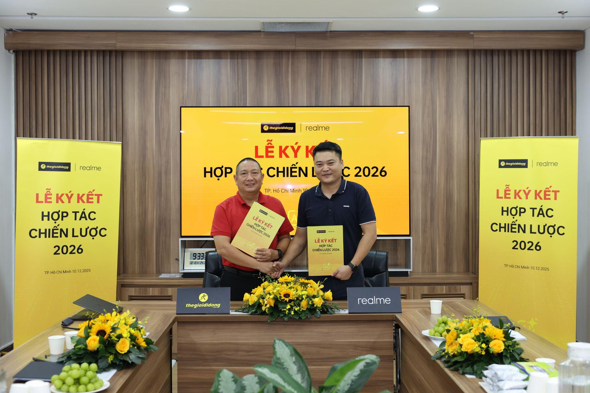 realme và Thế Giới Di Động ký kết chiến lược 2026: Đặt mục tiêu tăng trưởng 2 chữ số, bứt tốc phân khúc trung - cao cấp- Ảnh 1.