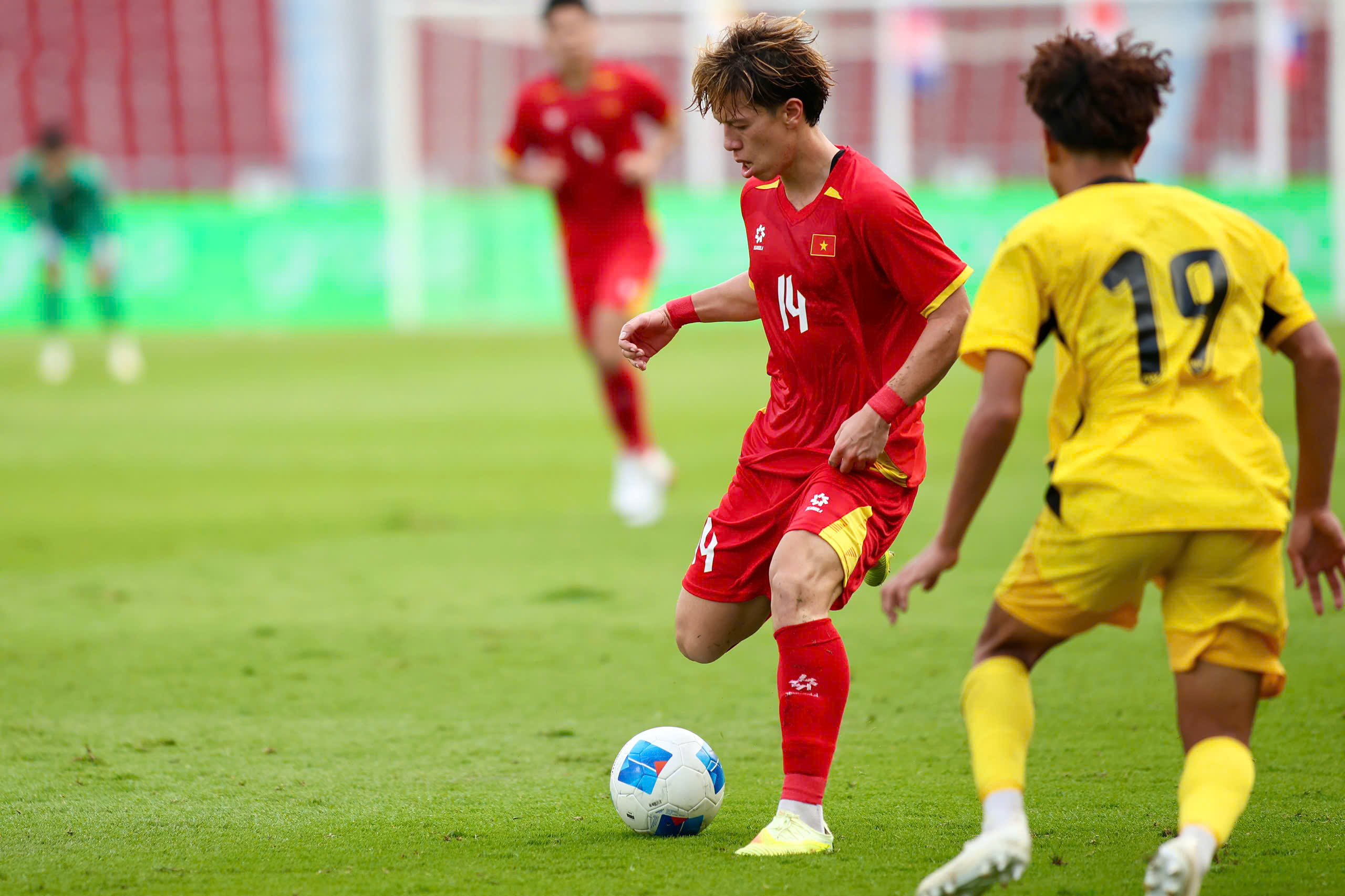 Truyền thông Indonesia khen Đình Bắc: ‘U.23 Việt Nam thắng đẹp U.23 Malaysia, giữ vững hy vọng cho chúng ta’- Ảnh 1. Truyền thông Indonesia khen Đình Bắc: ‘U.23 Việt Nam thắng đẹp U.23 Malaysia, giữ vững hy vọng cho chúng ta’- Ảnh 1.