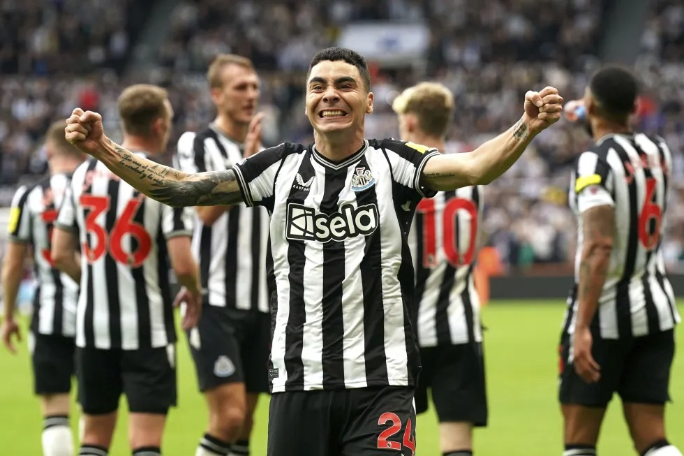 13 CLB có khả năng “ăn 3” hoặc “ăn 4” ở châu Âu - Ảnh 1.