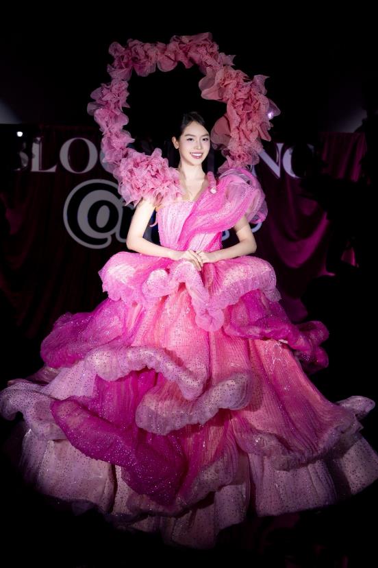 Hoa Hậu Thanh Thủy, Tóc Tiên, Gemini Hùng Huỳnh, Cường Bạch… cùng dàn sao All-Star đổ bộ sự kiện Comfort Odyssey Of Perfume- Ảnh 5.