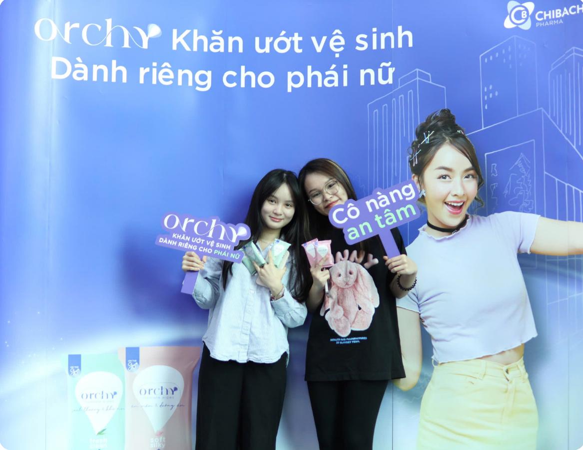 Khăn ướt vệ sinh Orchy cùng chuyên gia thực hiện chuỗi sự kiện “Phái đẹp tự tin toả sáng” tại nhiều trường đại học- Ảnh 2.