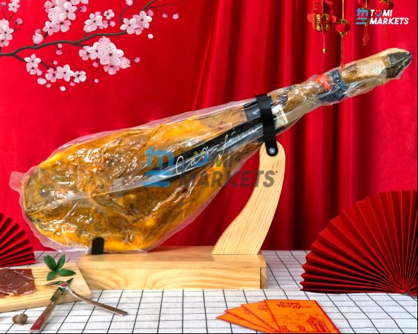 Đùi Heo Muối Iberico đẳng cấp Châu Âu về Việt Nam dịp Tết Ất Tỵ 2025- Ảnh 2. Đùi Heo Muối Iberico đẳng cấp Châu Âu về Việt Nam dịp Tết Ất Tỵ 2025- Ảnh 2.