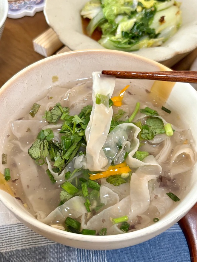 Chuyện lạ về bát mì 