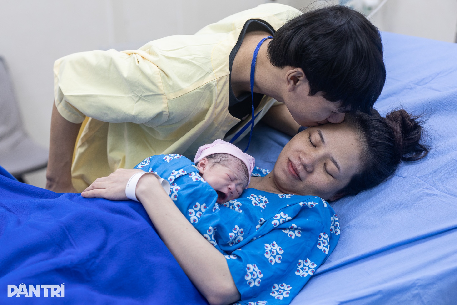 Những công dân nhí chào đời ngay thời khắc giao thừa 2026 - 3