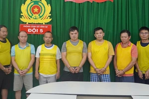 Triệt phá đường dây đánh bạc hơn 80 tỉ đồng qua trang Bong88