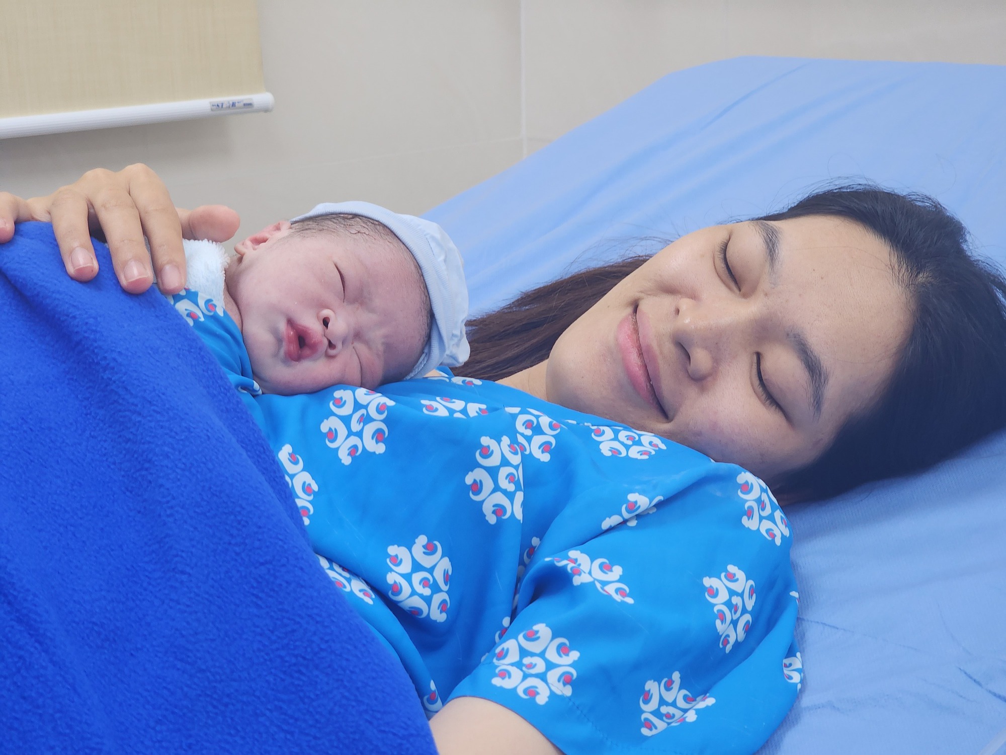 Ngắm những em bé đầu tiên của năm 2026 chào đời tại Bệnh viện Từ Dũ- Ảnh 6.