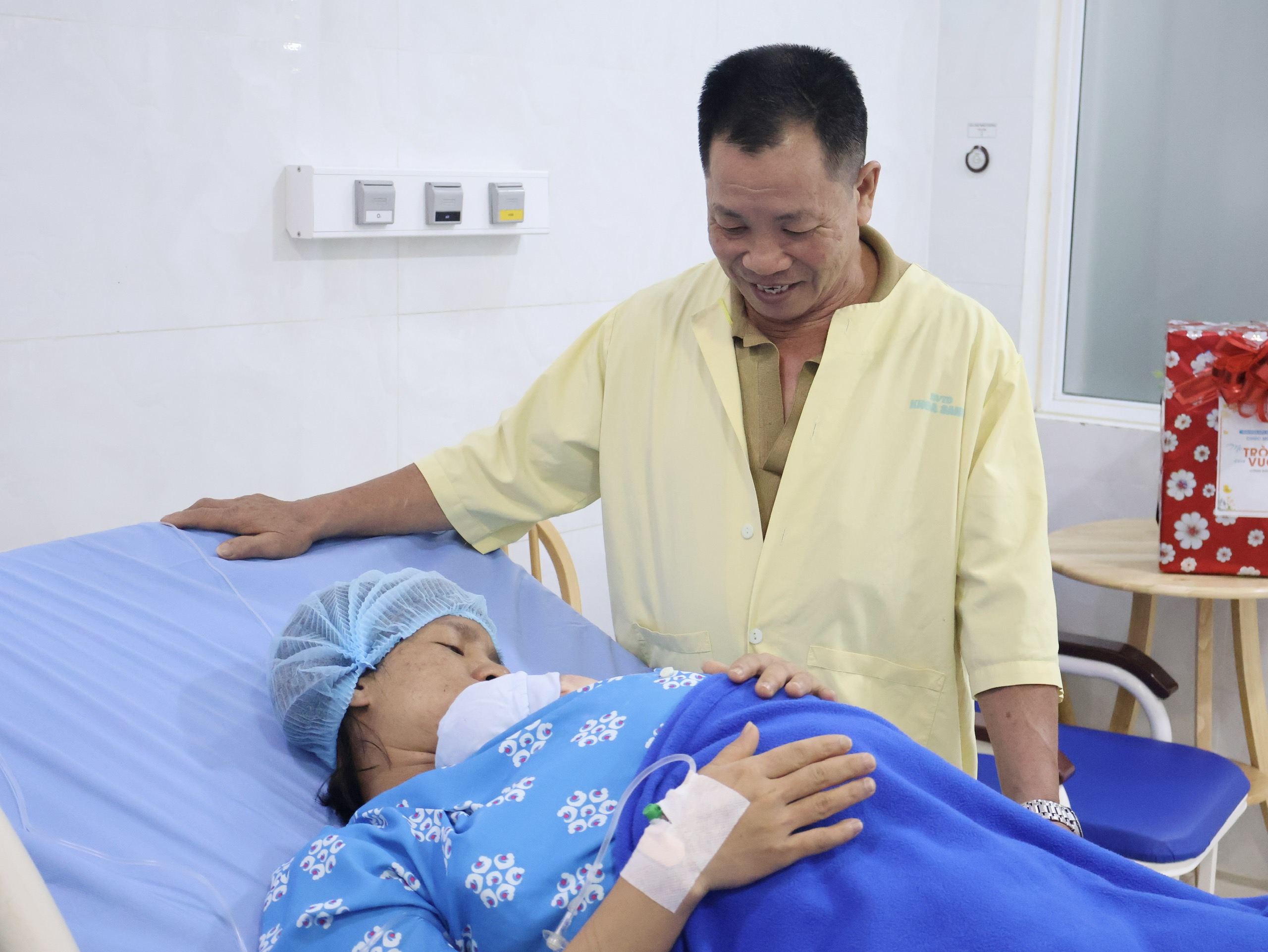 Những em bé ‘0 giờ’ chào đón năm mới 2026, mong thành nhân tài- Ảnh 3.