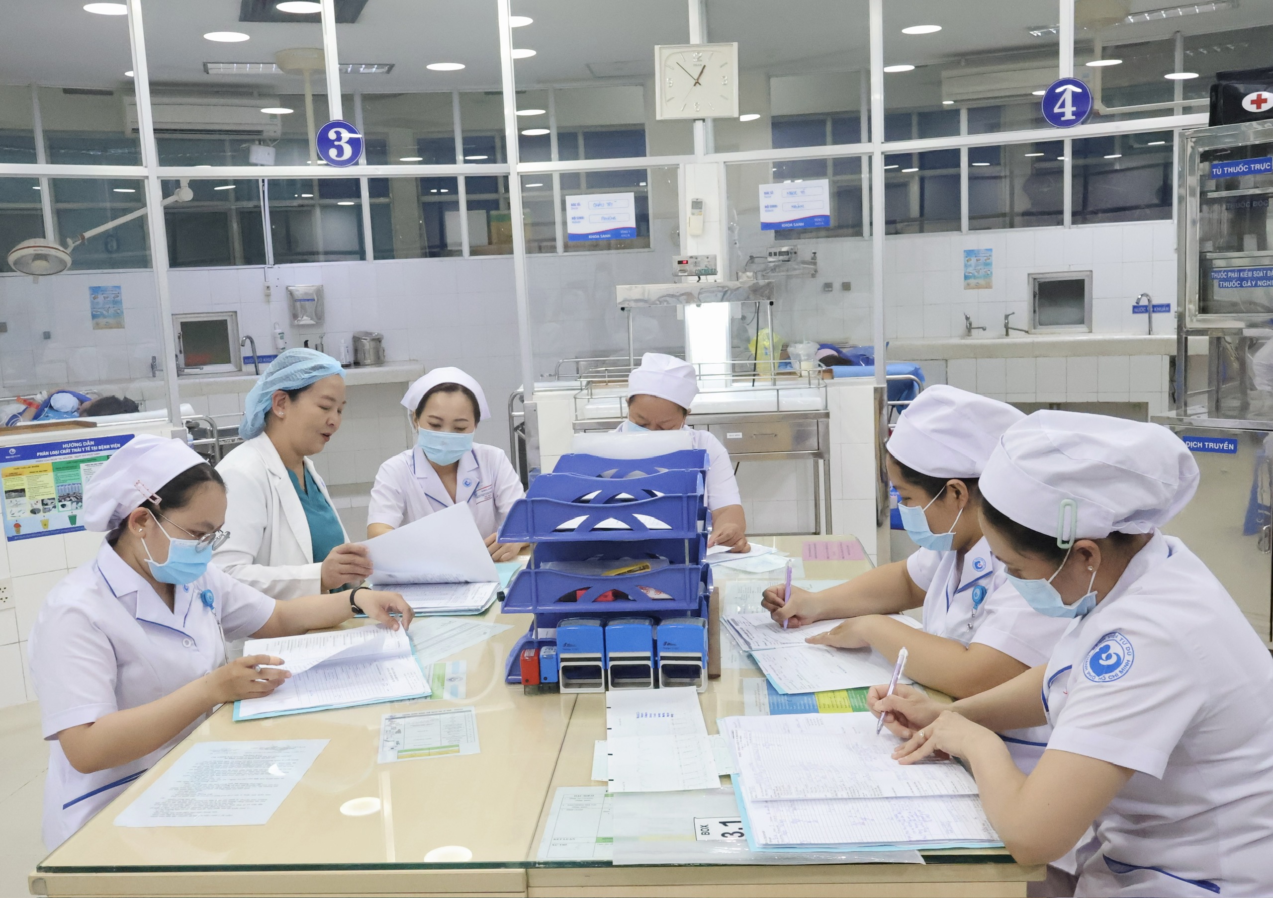 Những em bé ‘0 giờ’ chào đón năm mới 2026, mong thành nhân tài- Ảnh 14.