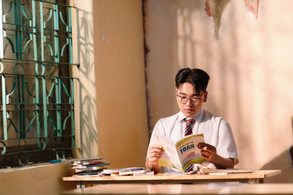 Chàng trai 17 tuổi quê Hưng Yên viết tiếp giấc mơ của người cha liệt sỹ - 2