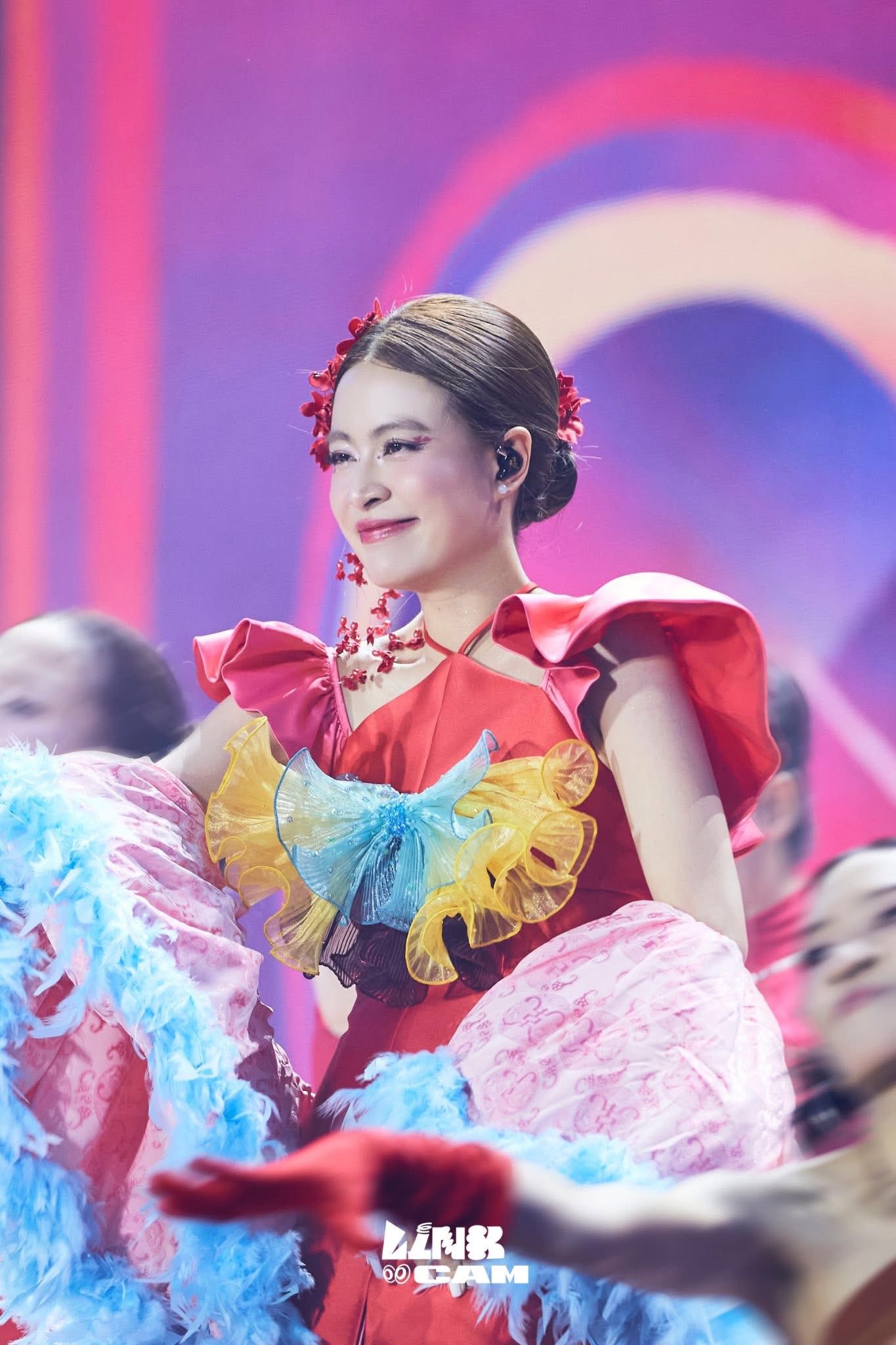 HOZO City Tết Fest 2025: 3 đêm nhạc bùng nổ cùng Mỹ Tâm, SOOBIN và dàn sao đỉnh cao, Đức Phúc “se duyên” màn cầu hôn 102 triệu đồng- Ảnh 3.