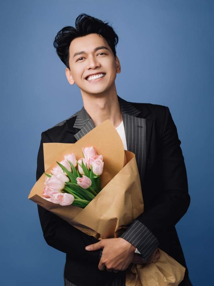 Phong độ tuổi U50 của chủ tịch Trần Hùng Huy - 11