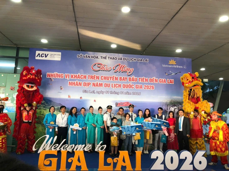 Đà Lạt, Quy Nhơn đón khách 'xông đất' đầu năm 4 Gia Lai - Ảnh 1.