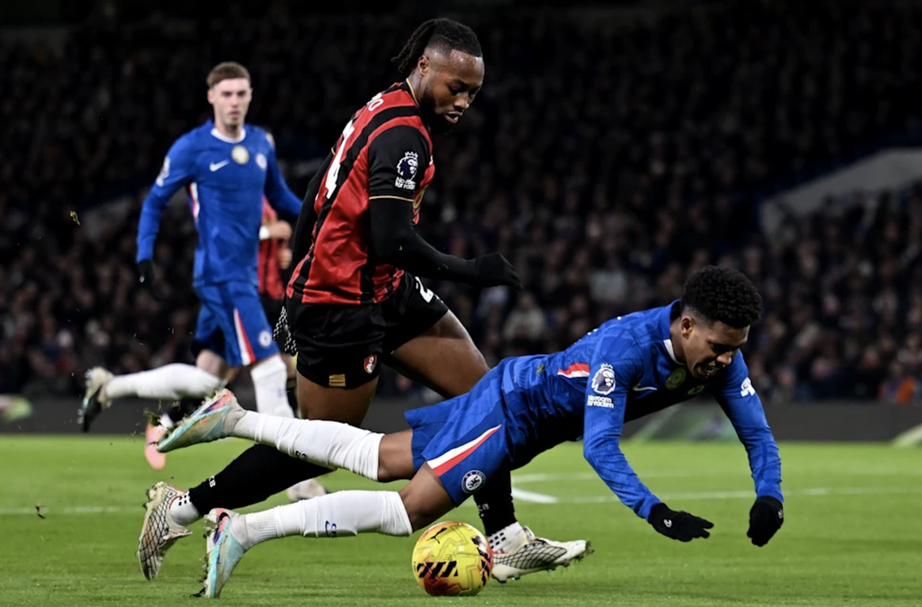 Bất đồng quan điểm, HLV Enzo Maresca sẵn sàng chia tay Chelsea - Ảnh 2.