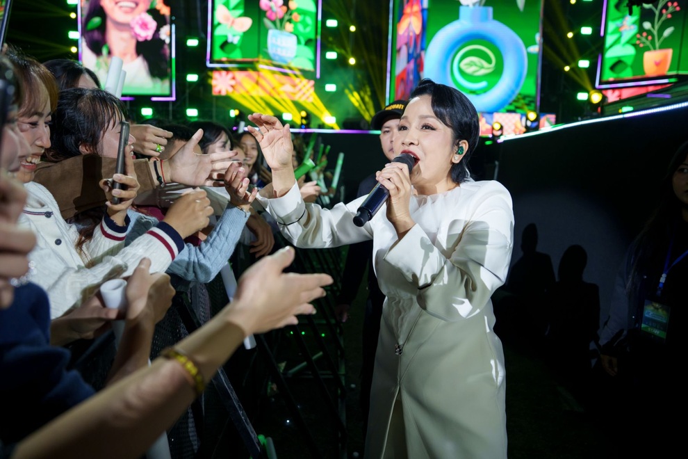 Chào năm mới giữa xanh tươi tại đại nhạc hội Ecopark Countdown 2026 khắp ba miền - 4