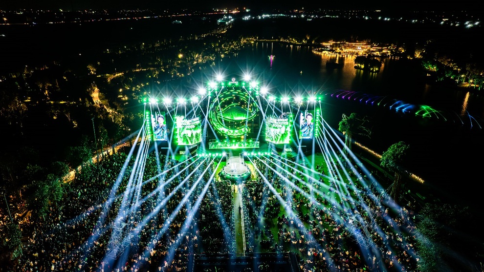Chào năm mới giữa xanh tươi tại đại nhạc hội Ecopark Countdown 2026 khắp ba miền - 9