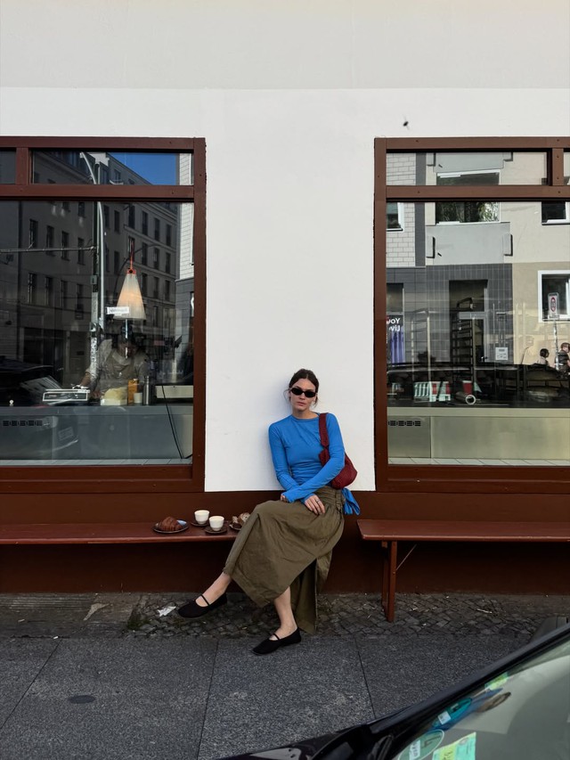 Những đôi giày tối giản, hợp với mọi kiểu trang phục hè 12k - Ảnh 2.