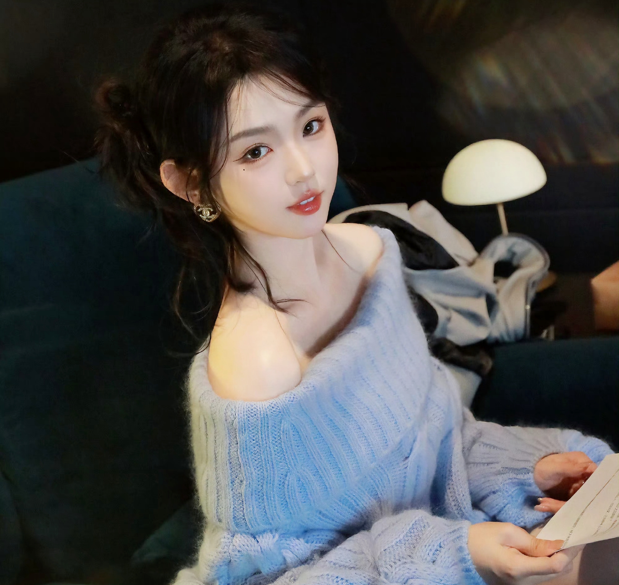 Nữ thần sắc đẹp 1 năm đóng chính 29 phim vô địch showbiz, đỉnh thế này khó tính mấy cũng phải mê- Ảnh 4.