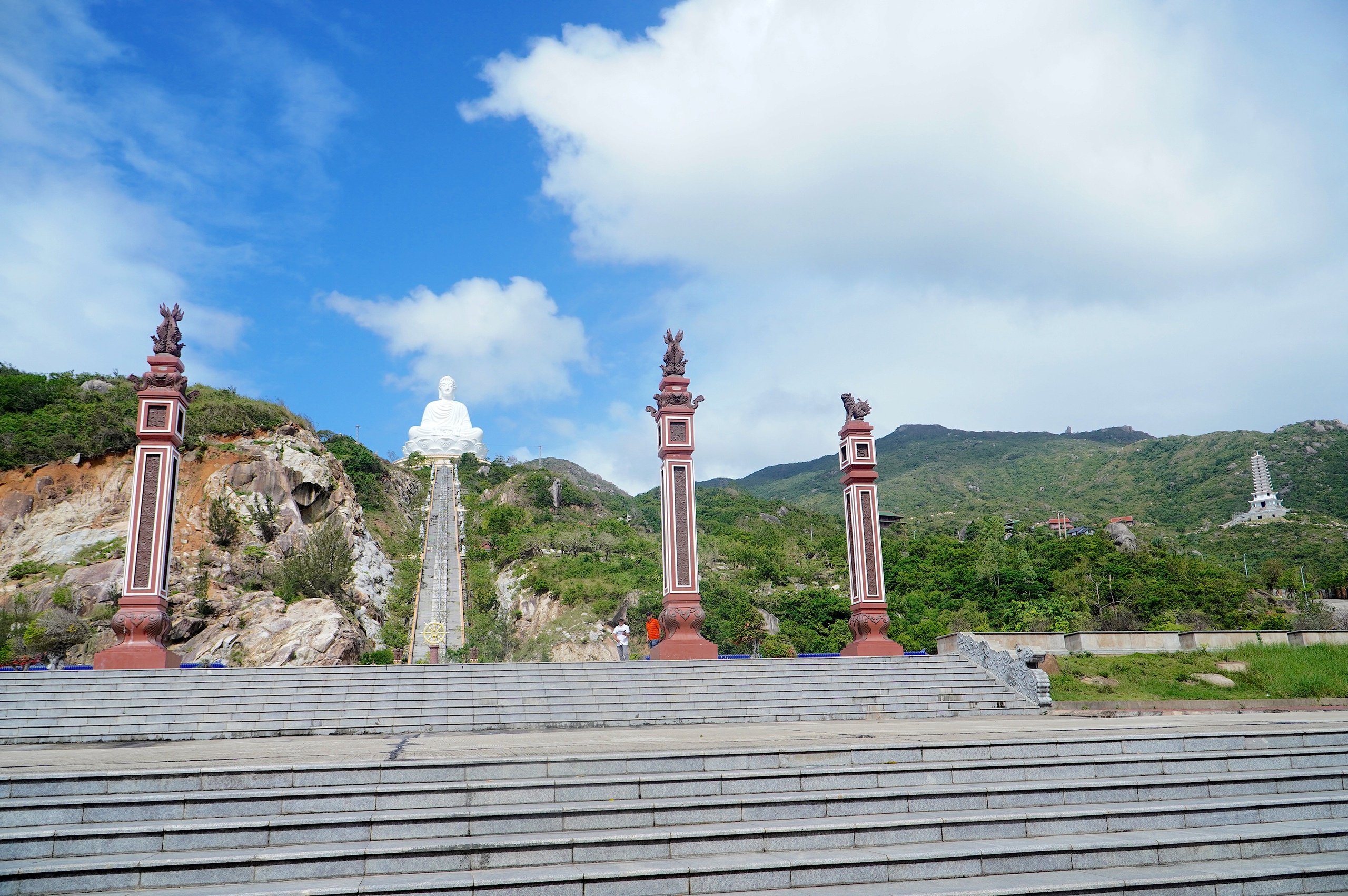 Chuyện 'người đàn bà hóa đá' trên dãy núi Bà ở biển Gia Lai- Ảnh 5.