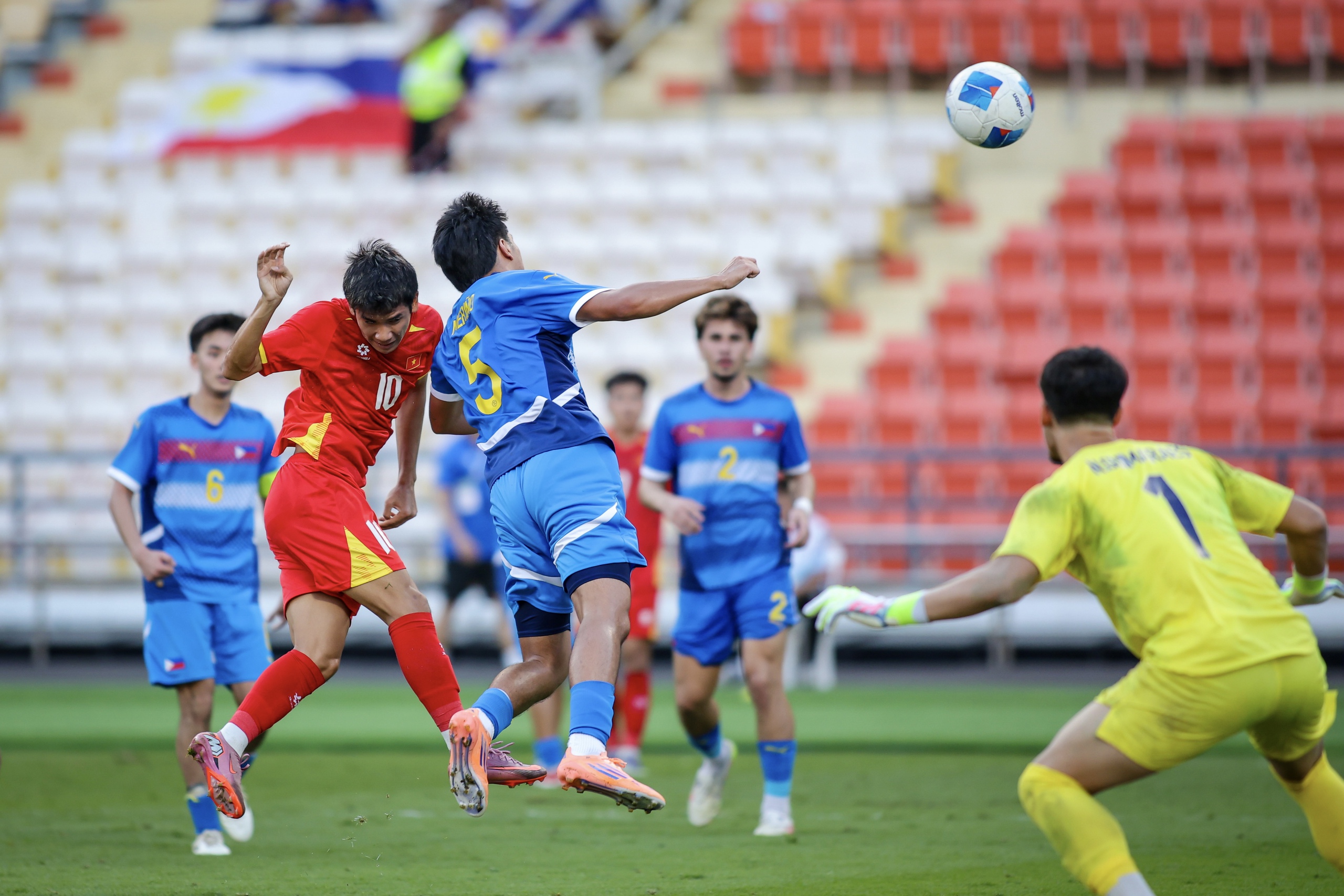 Mong ước đặc biệt của HLV Kim Sang-sik về U.23 Việt Nam - Ảnh 4.