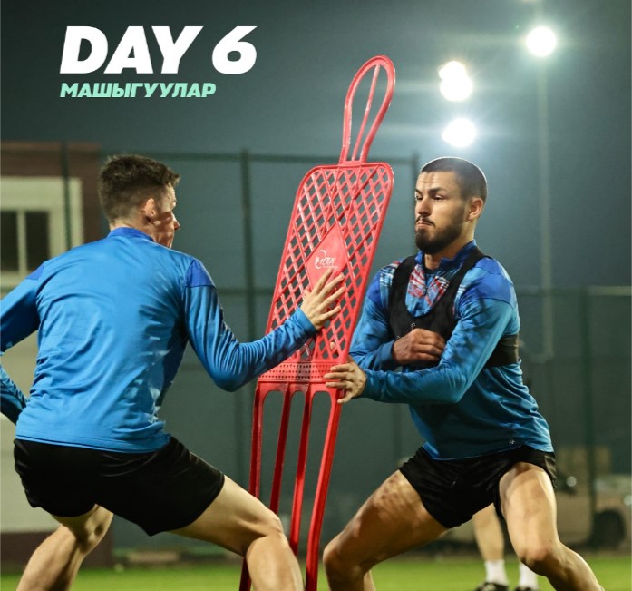 HLV U.23 Kyrgyzstan đã tìm hiểu kỹ U.23 Việt Nam, phải thay giáo án đặc biệt để tạo bất ngờ- Ảnh 2.