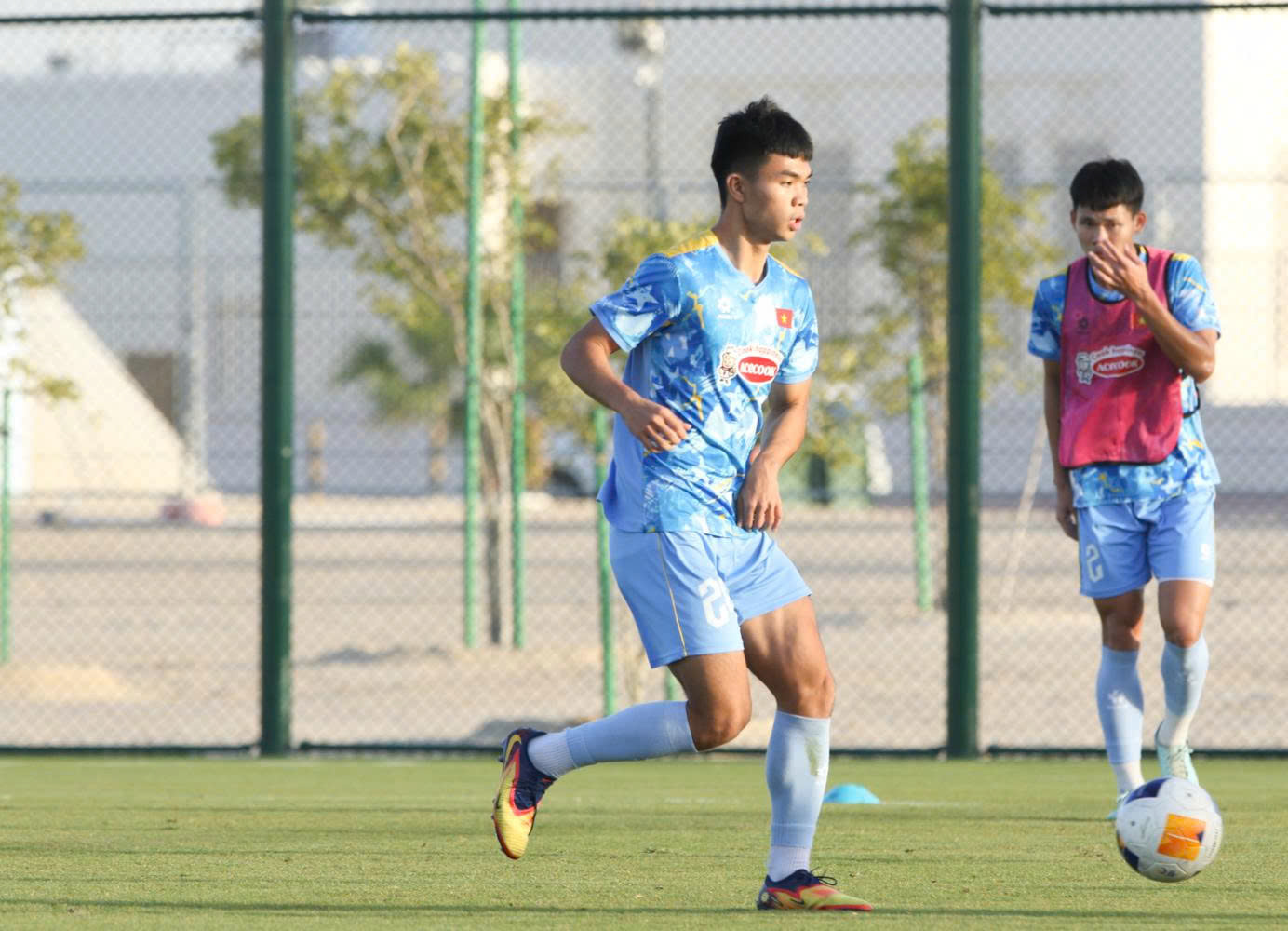 U.23 Việt Nam tập mở màn năm 2026 căng như đấu thật: Vẫn chưa biết ai bị loại, có thể là…- Ảnh 9.