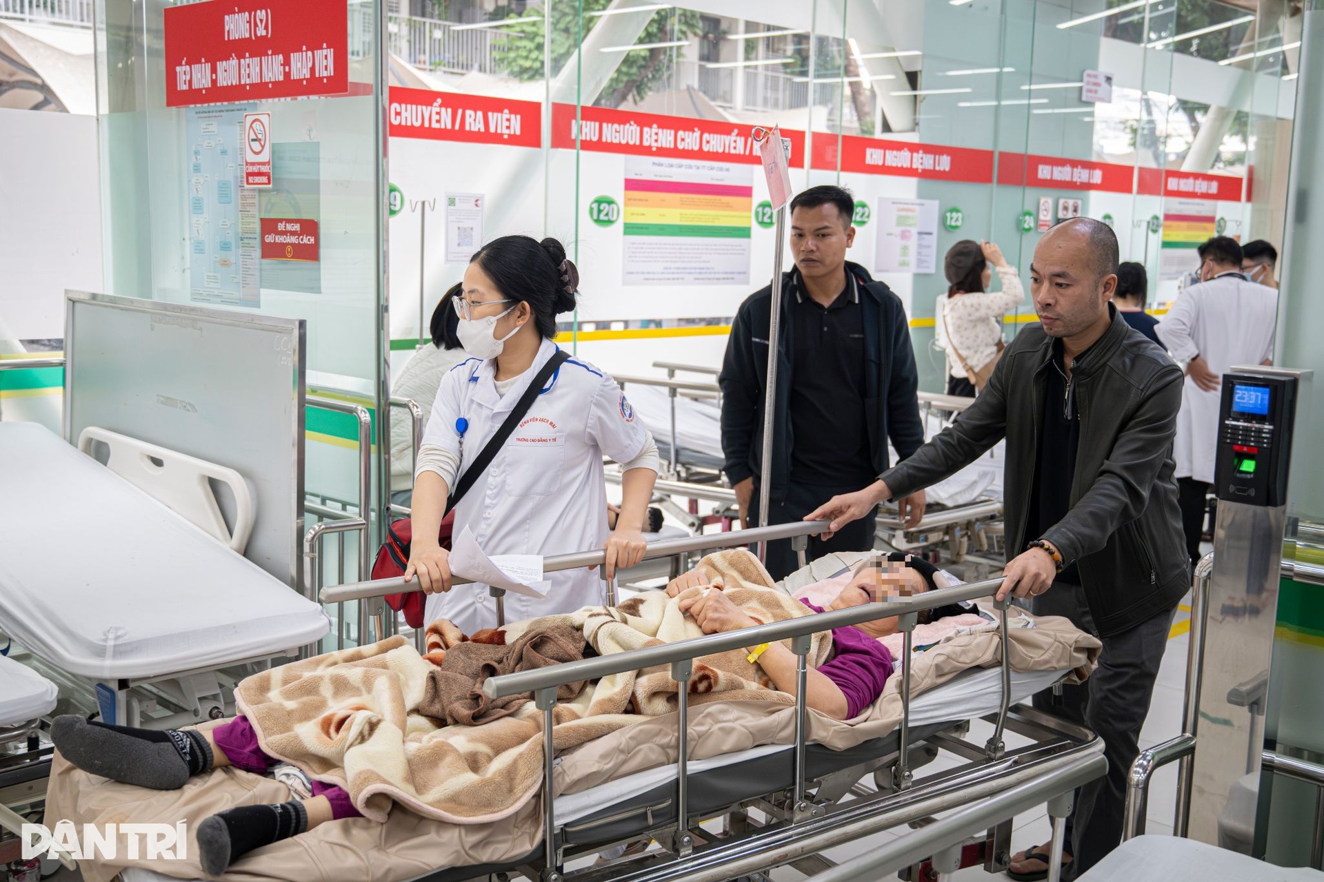 “Cân não” với từng nhịp tim tại nơi giữ trăm sinh mệnh xuyên Tết - 5 “Cân não” với từng nhịp tim tại nơi giữ trăm sinh mệnh xuyên Tết - 5