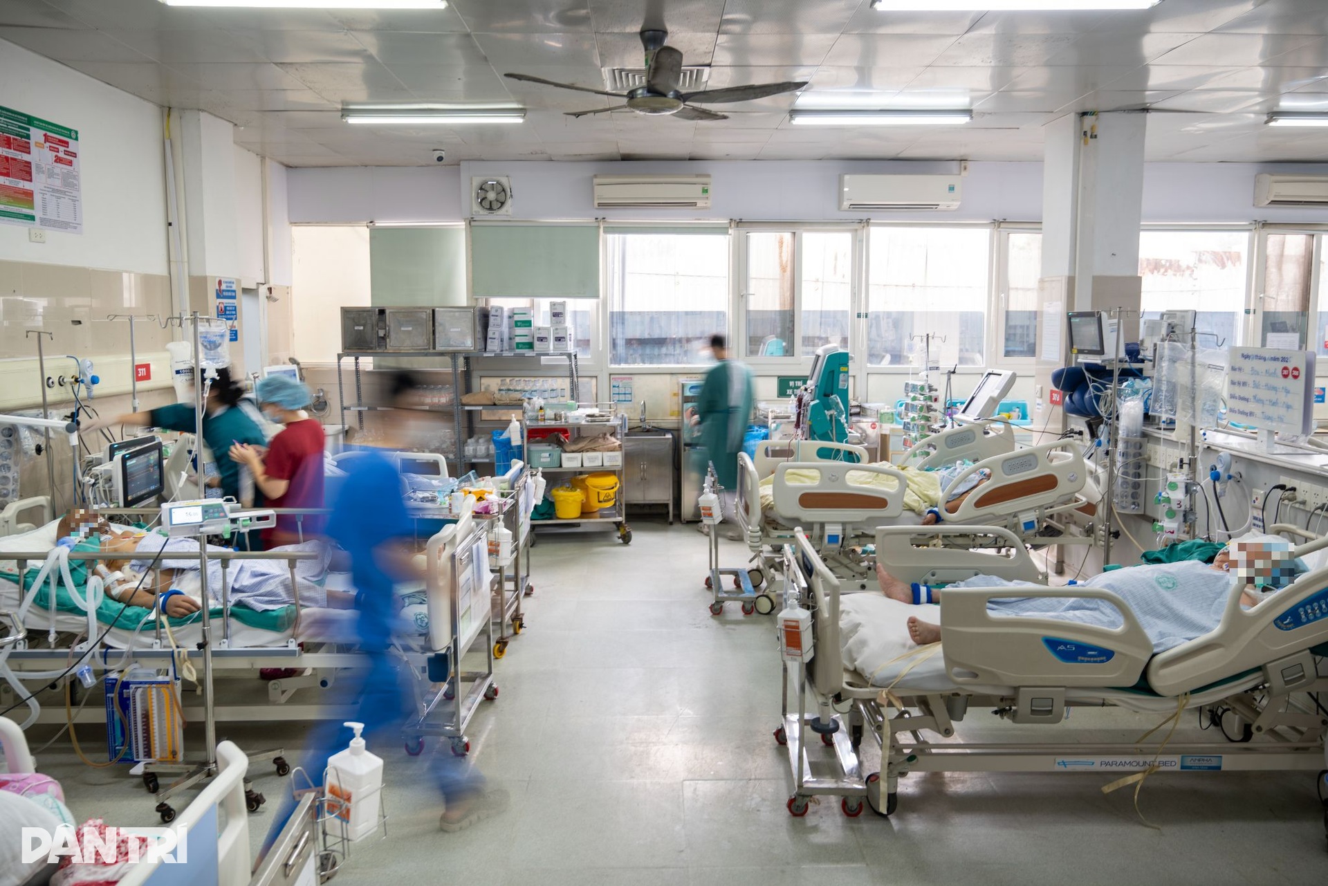 “Cân não” với từng nhịp tim tại nơi giữ trăm sinh mệnh xuyên Tết - 9 “Cân não” với từng nhịp tim tại nơi giữ trăm sinh mệnh xuyên Tết - 9