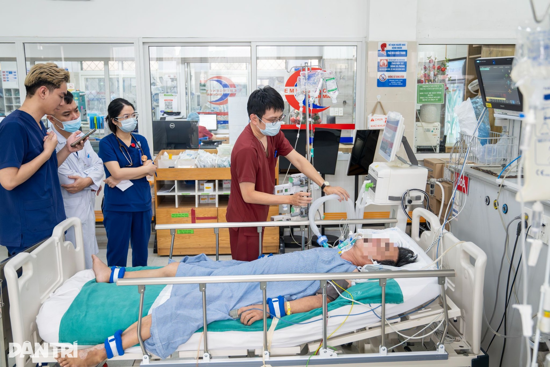 “Cân não” với từng nhịp tim tại nơi giữ trăm sinh mệnh xuyên Tết - 13 “Cân não” với từng nhịp tim tại nơi giữ trăm sinh mệnh xuyên Tết - 13