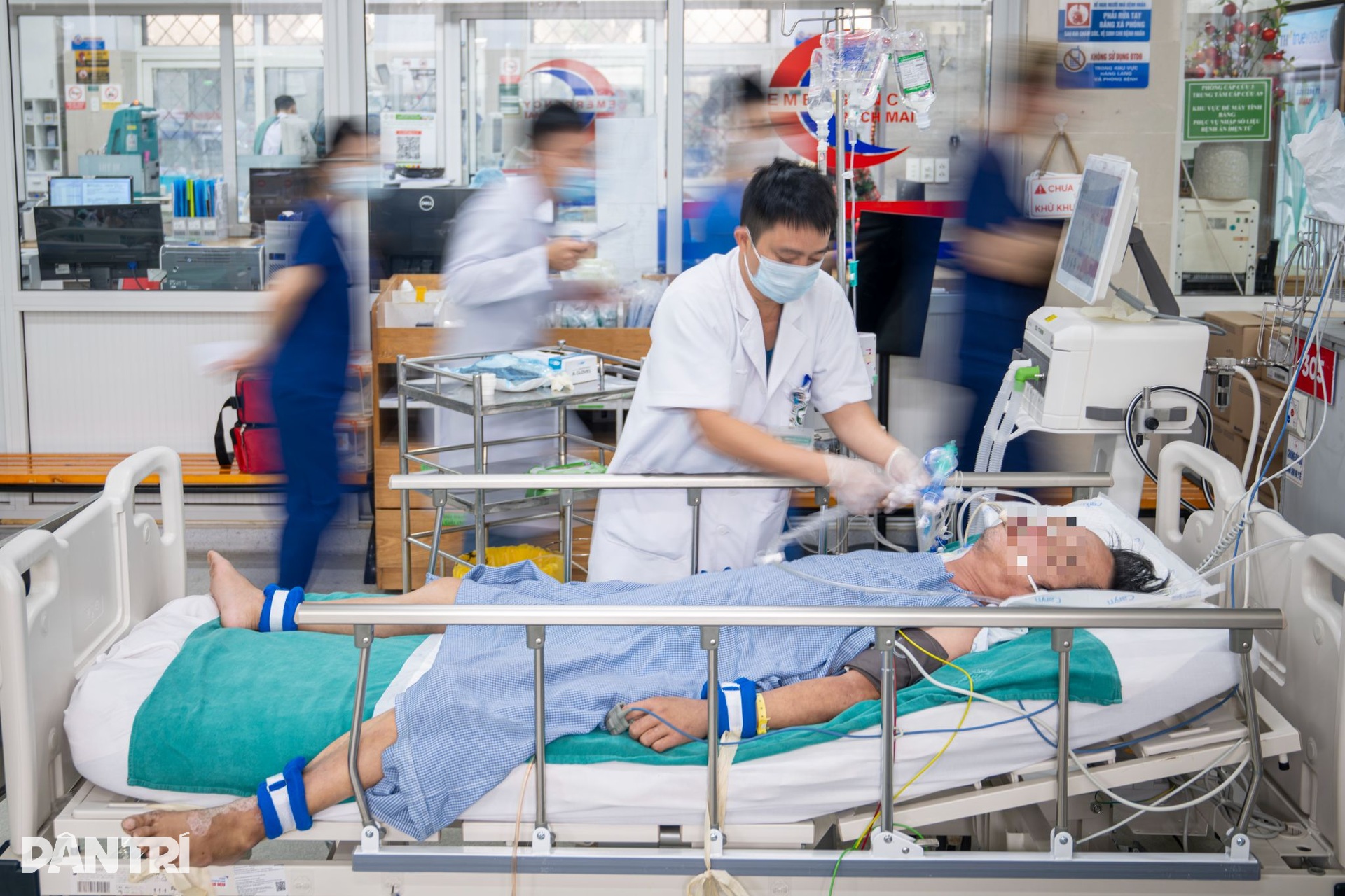 “Cân não” với từng nhịp tim tại nơi giữ trăm sinh mệnh xuyên Tết - 16 “Cân não” với từng nhịp tim tại nơi giữ trăm sinh mệnh xuyên Tết - 16