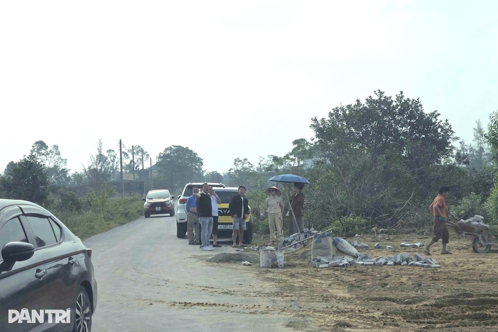 Cảnh báo giá đất tăng chóng mặt sau tin quy hoạch trung tâm hành chính - 2