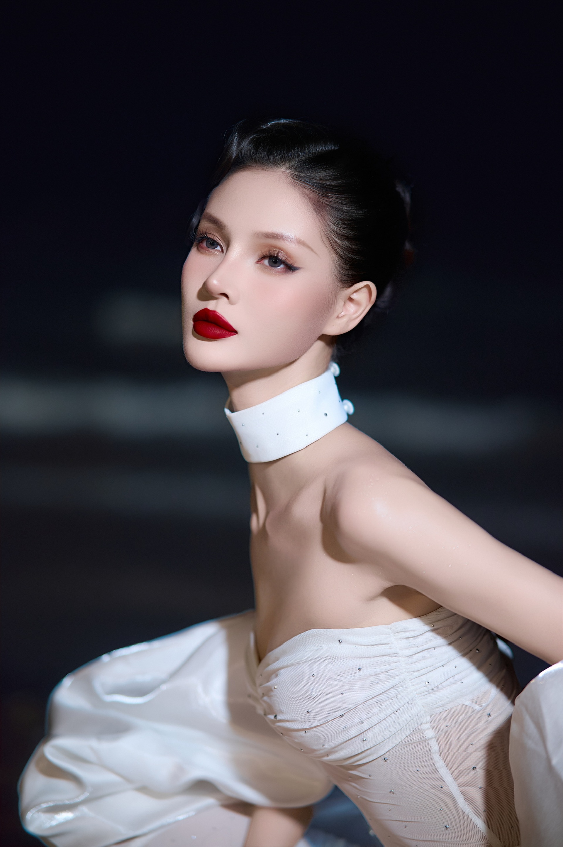 Người mẫu Việt xinh đẹp bị nhầm là AI, clip hút hơn 6 triệu view - 4