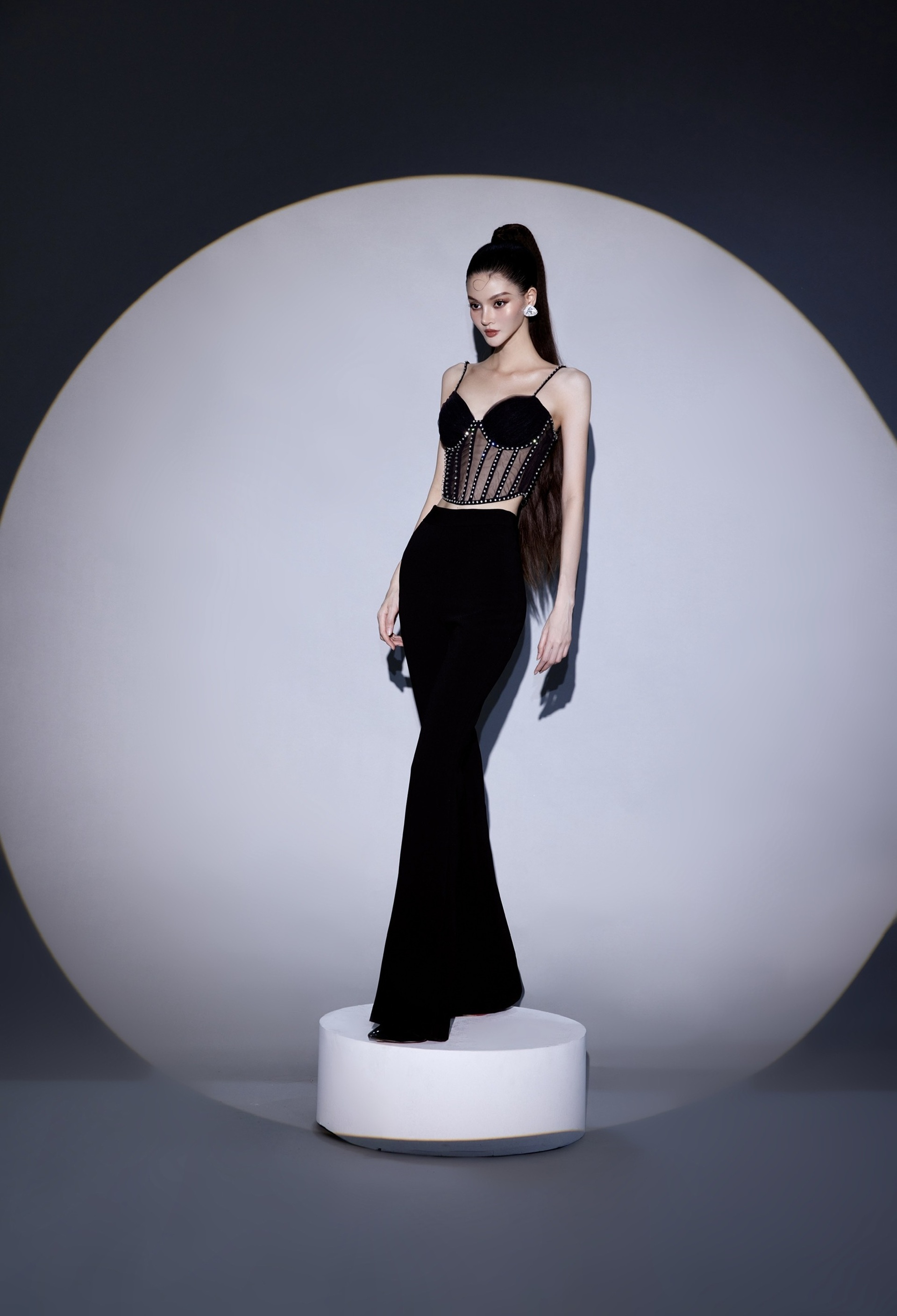 Người mẫu Việt xinh đẹp bị nhầm là AI, clip hút hơn 6 triệu view - 6