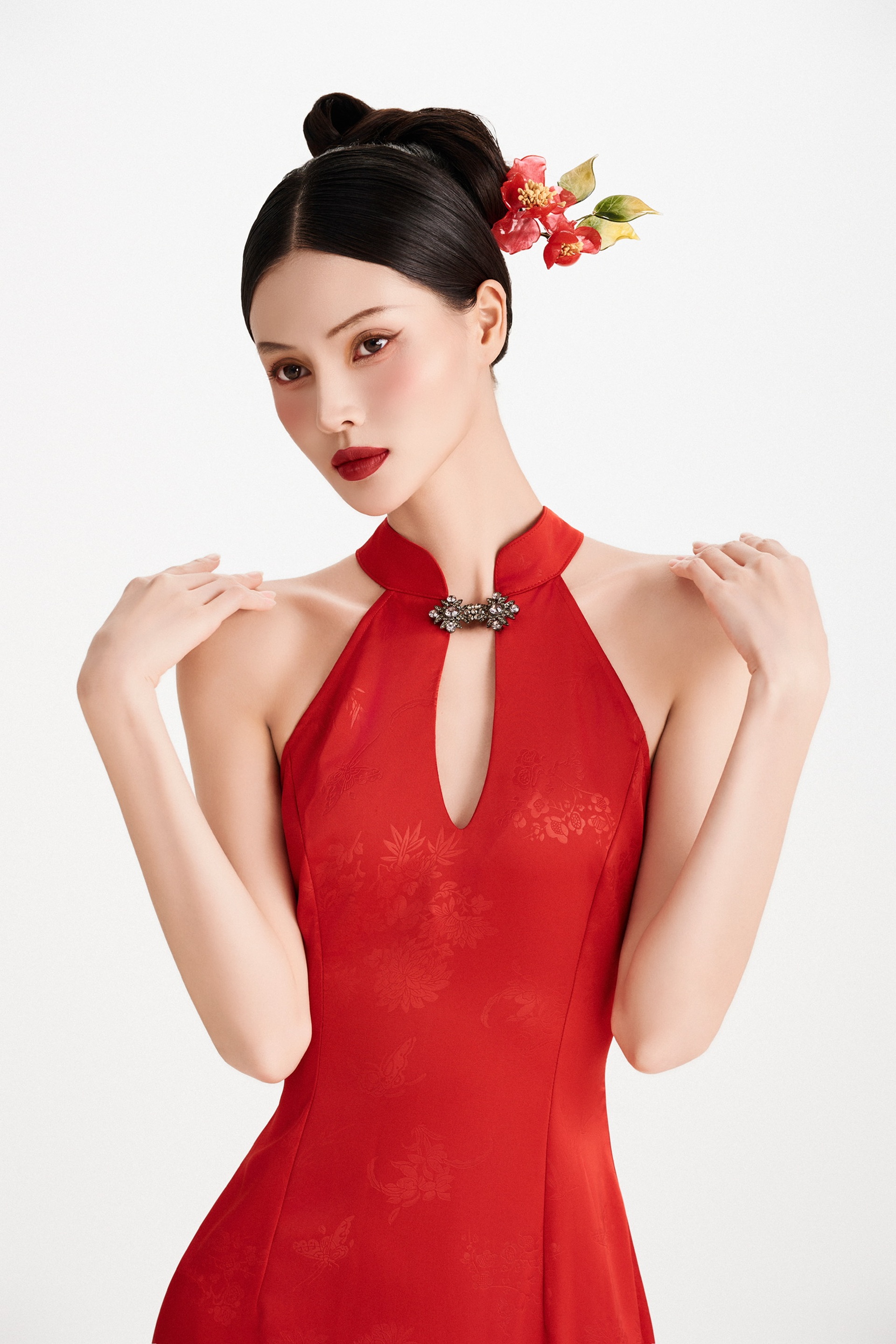 Người mẫu Việt xinh đẹp bị nhầm là AI, clip hút hơn 6 triệu view - 11